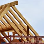 budowa dachowa konstrukcji drewnianej