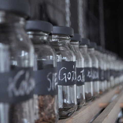 Triki z farbą tablicową. Benjamin Moore Triki z farbą tablicową. Benjamin Moore