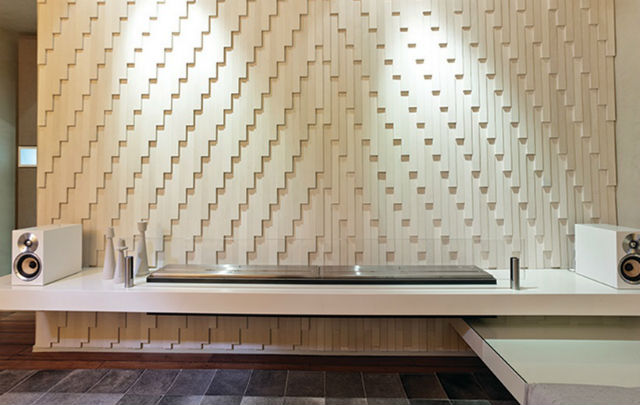 Nietypowa dekoracja ściany z paneli 3D, fot.: Loczidesign Nietypowa dekoracja ściany z paneli 3D, fot.: Loczidesign